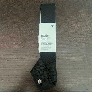 Lululemon Loop It Up May Strap Black OS